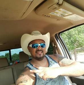 Meet your Posher, Henry